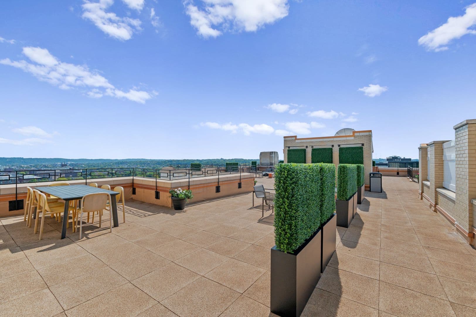 Pittsburgh Apartment: 3955 Bigelow Blvd