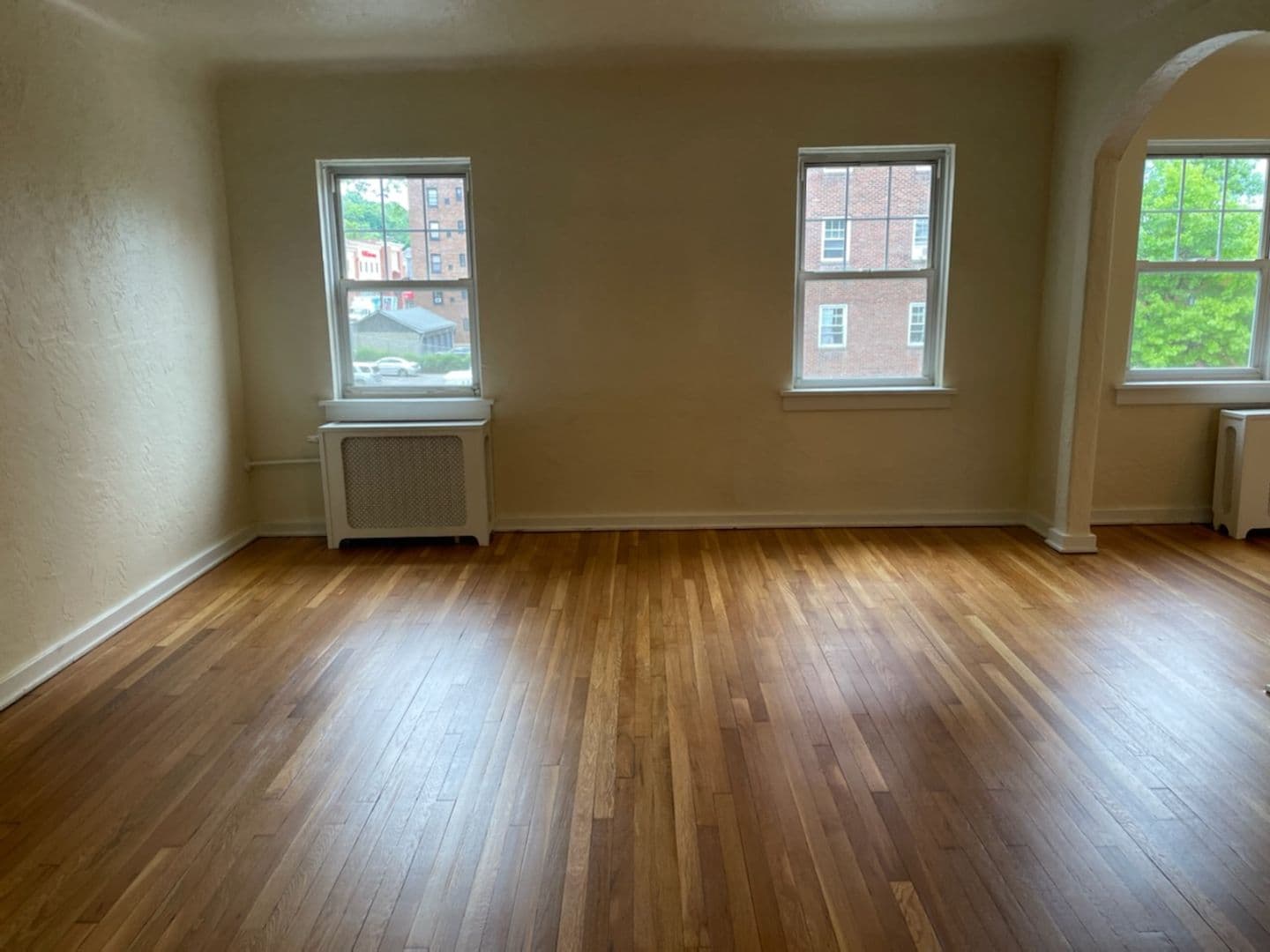 Pittsburgh Apartment: 225 Melwood Avenue