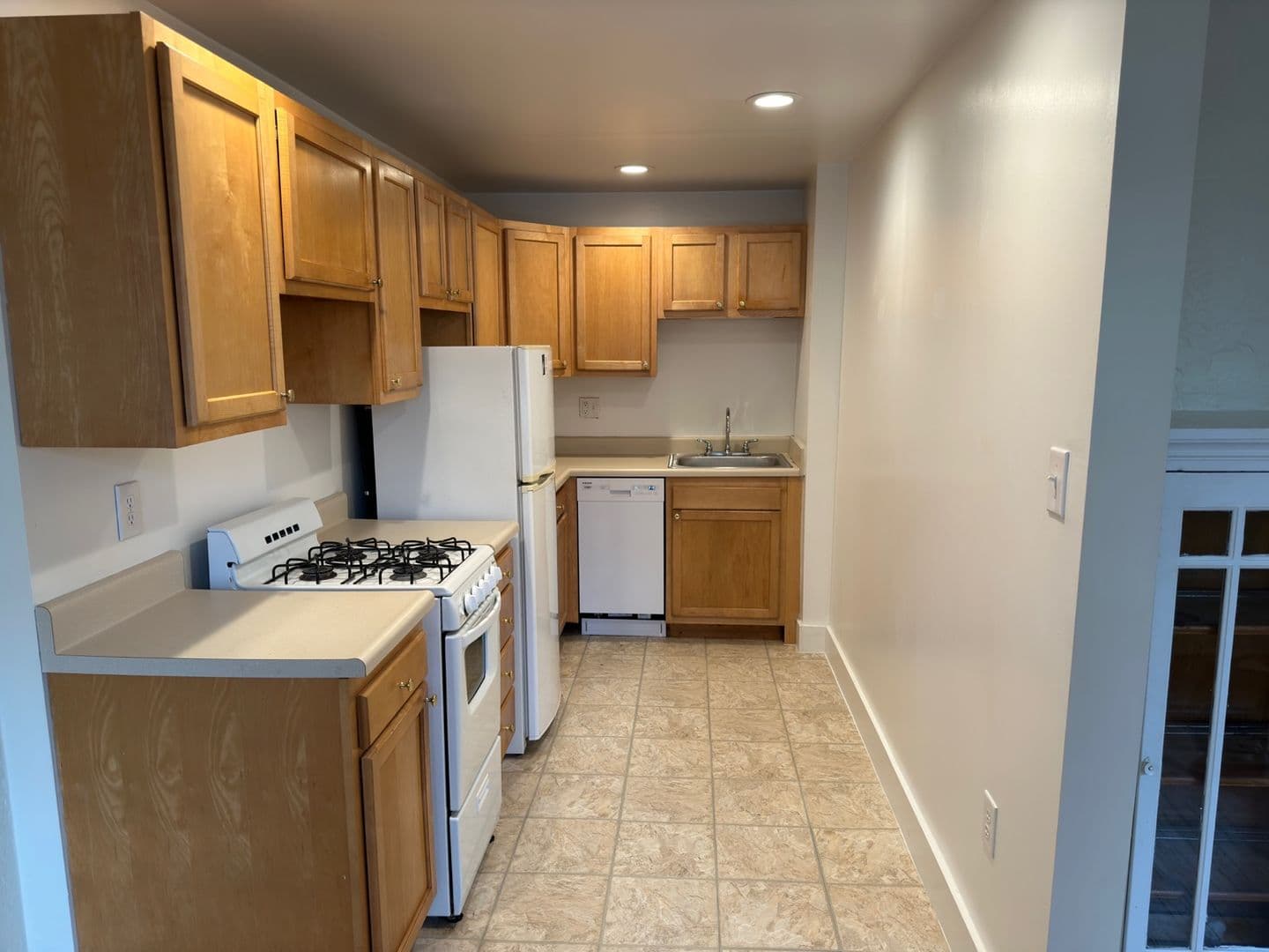 Pittsburgh Apartment: 225 Melwood Avenue