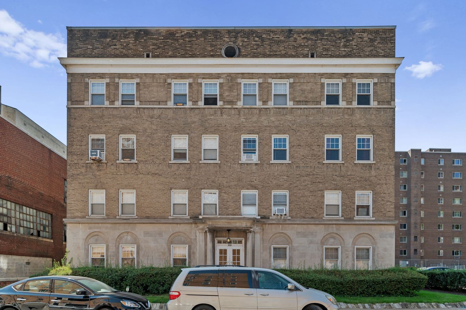 Pittsburgh Apartment: 225 Melwood Avenue
