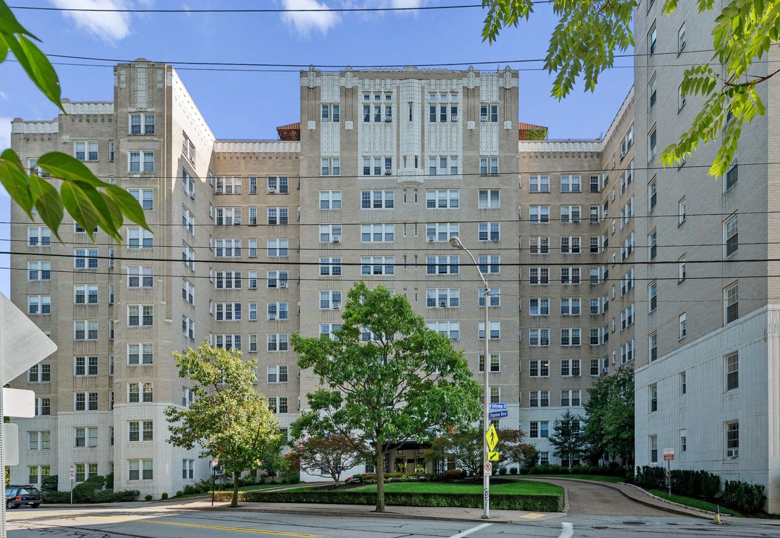 Pittsburgh Apartment: 3955 Bigelow Blvd