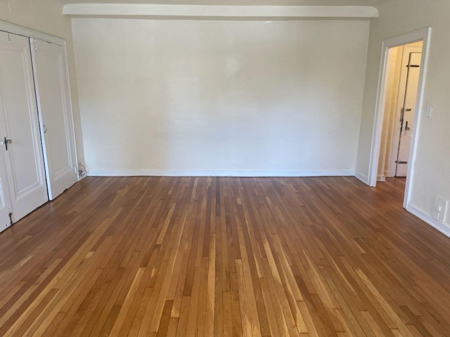 Pittsburgh Apartment: 225 Melwood Avenue
