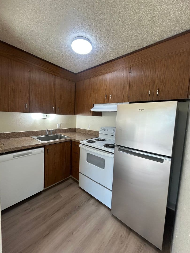 Corvallis Apartment: 755 NW 3rd St - 24