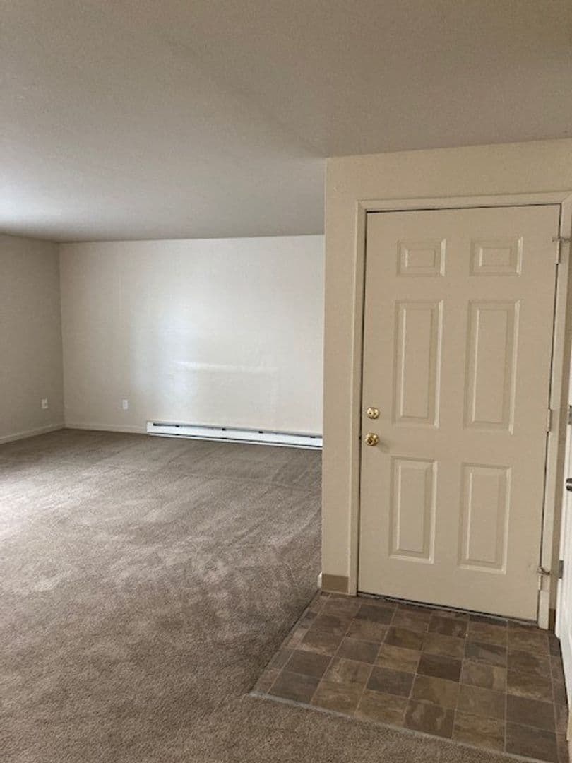 Corvallis Apartment: 1407 NW Kings Blvd.