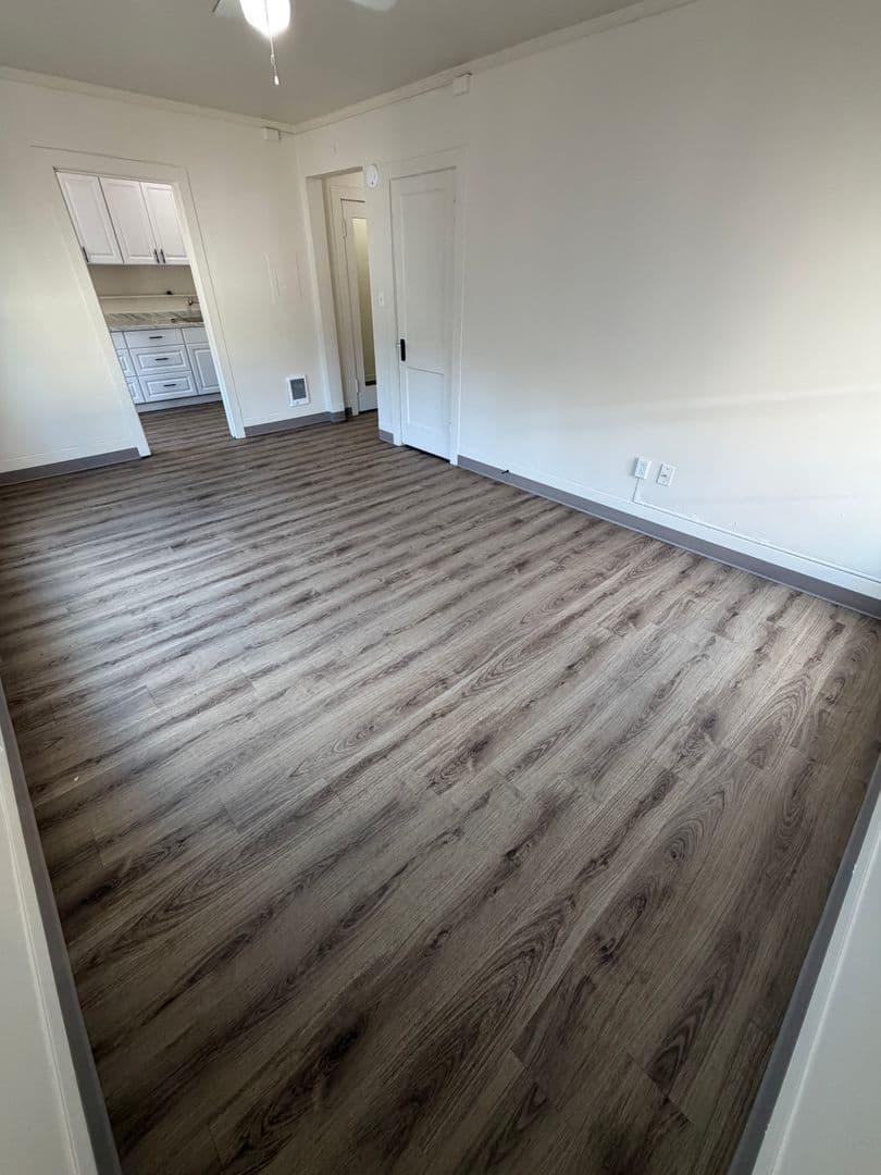 Corvallis Apartment: 525 NW Monroe Ave #201