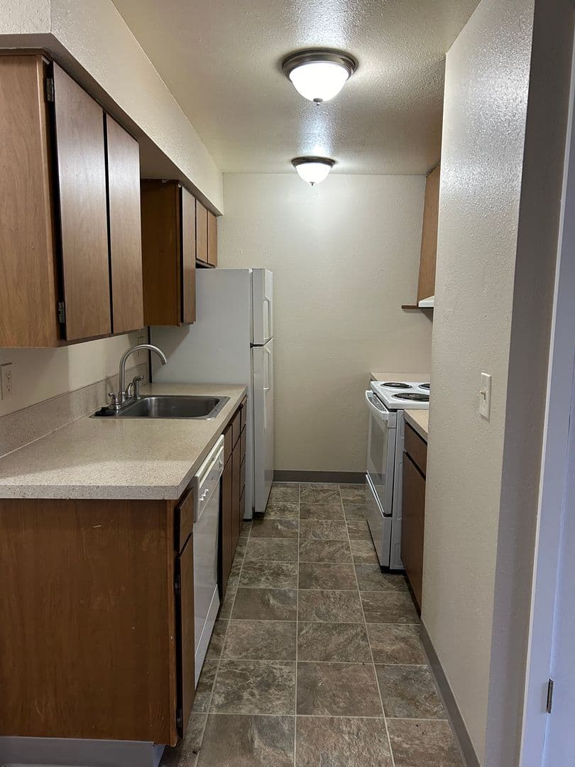 Corvallis Apartment: 459-C SE Lilly Ave