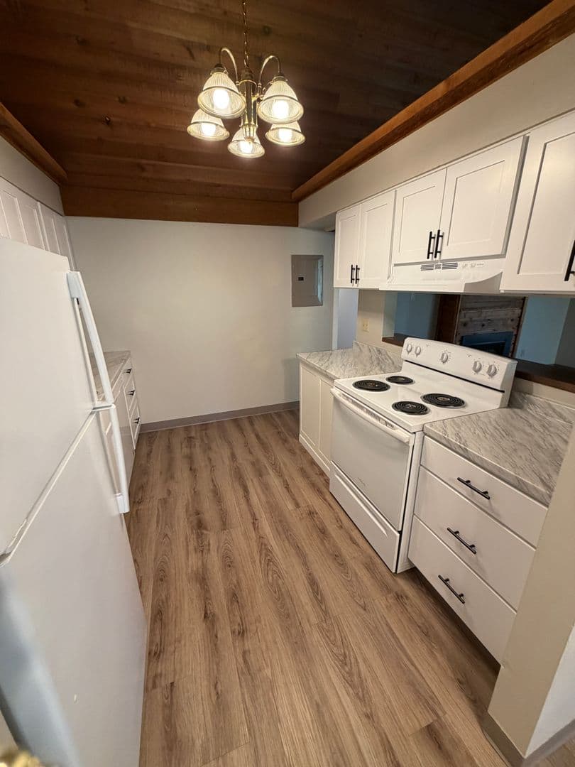 Corvallis Apartment: 2780 NW 29th St - I