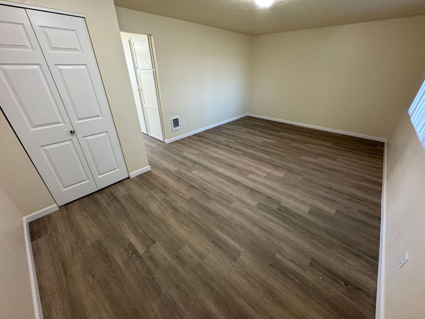 Albany Apartment: 2215 Elm St SW