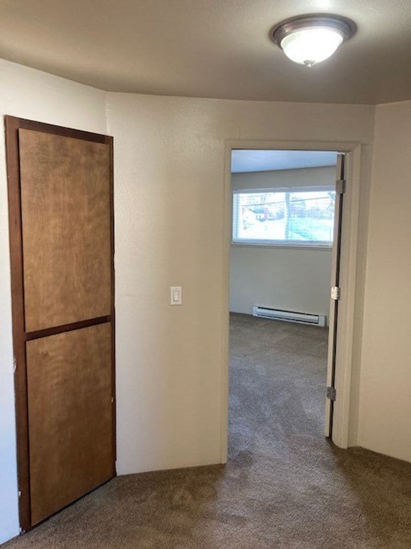 Corvallis Apartment: 1407 NW Kings Blvd.