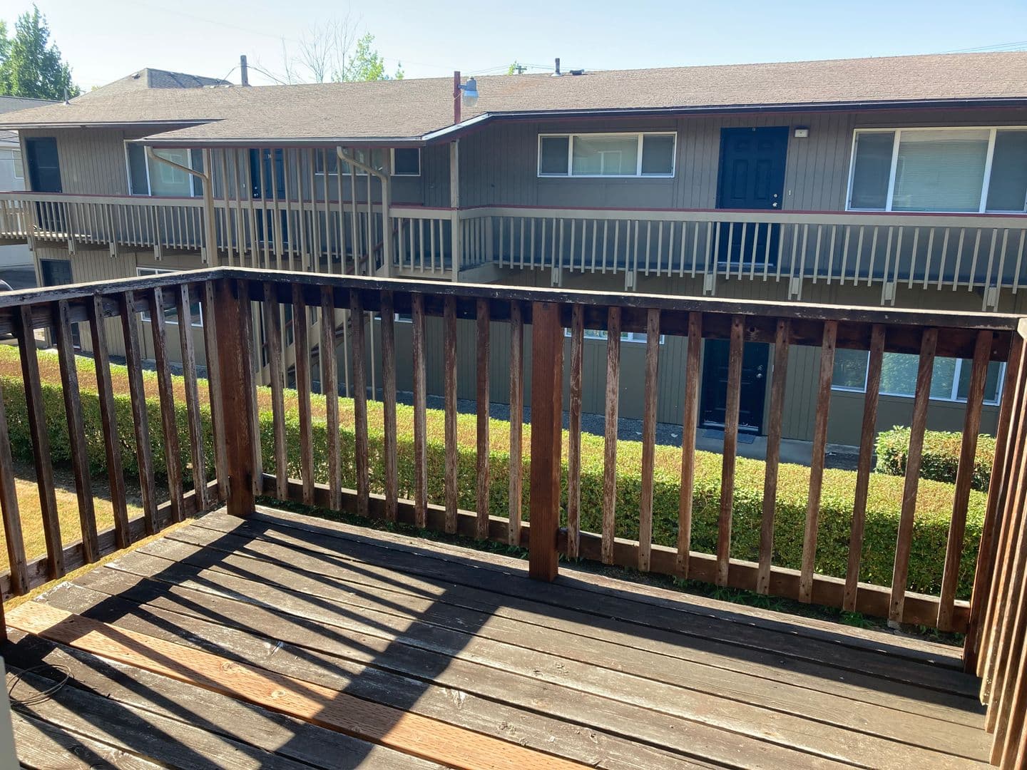 Eugene Apartment: 1661 Ferry St. #07