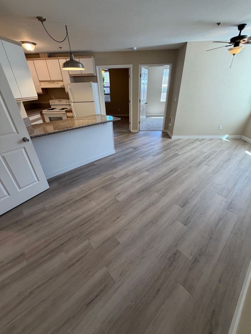 Corvallis Apartment: 121 NW 21st Street #10