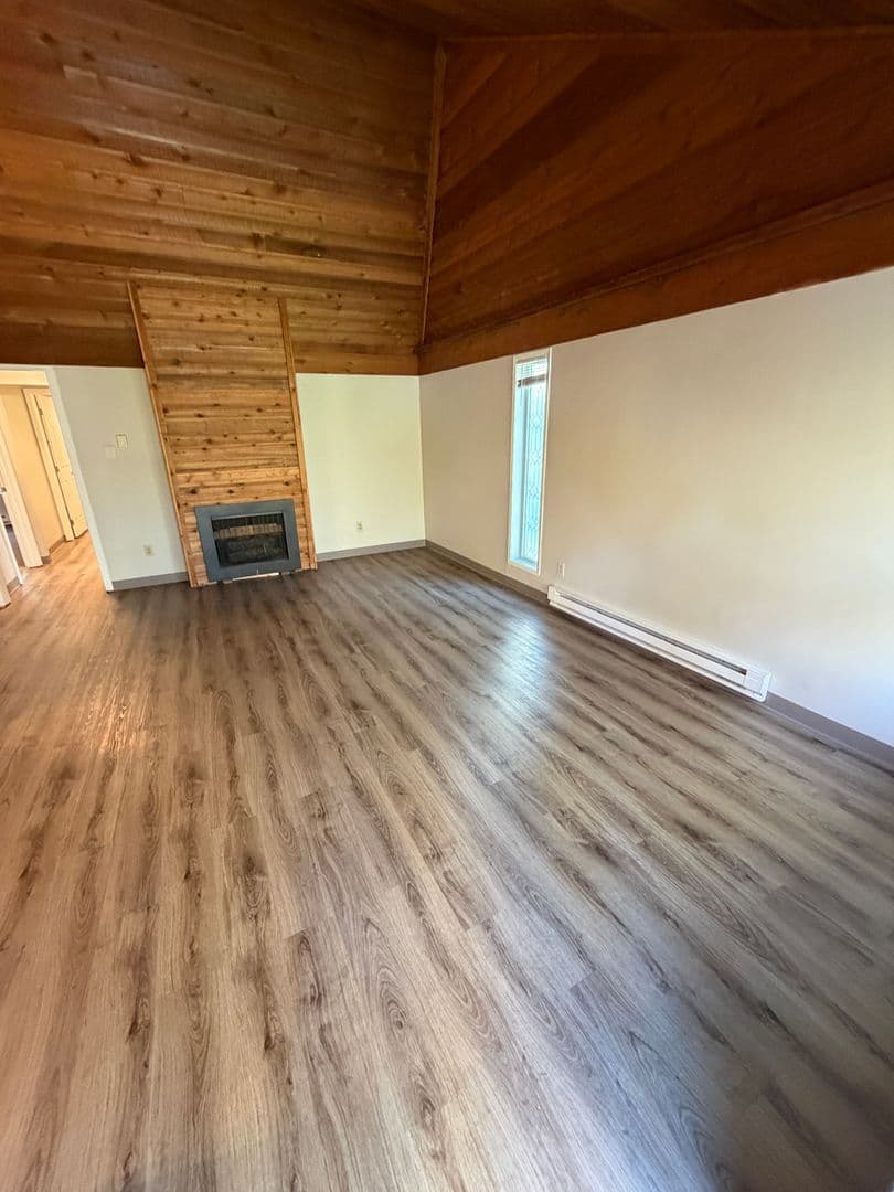 Corvallis Apartment: 2780 NW 29th St - I