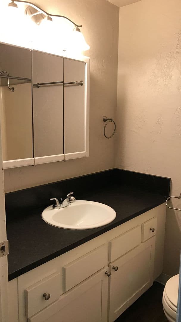 Eugene Apartment: 15th & Olive Apartments