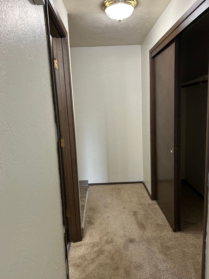 Corvallis Apartment: 950 NW Sycamore Ave #9