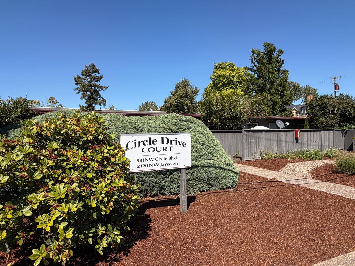 Corvallis Apartment: 2120 NW Janssen St #J3