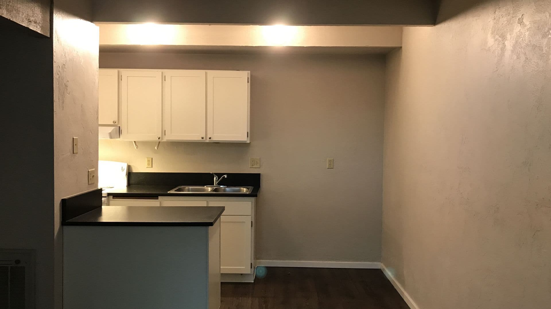 Eugene Apartment: 15th & Olive Apartments