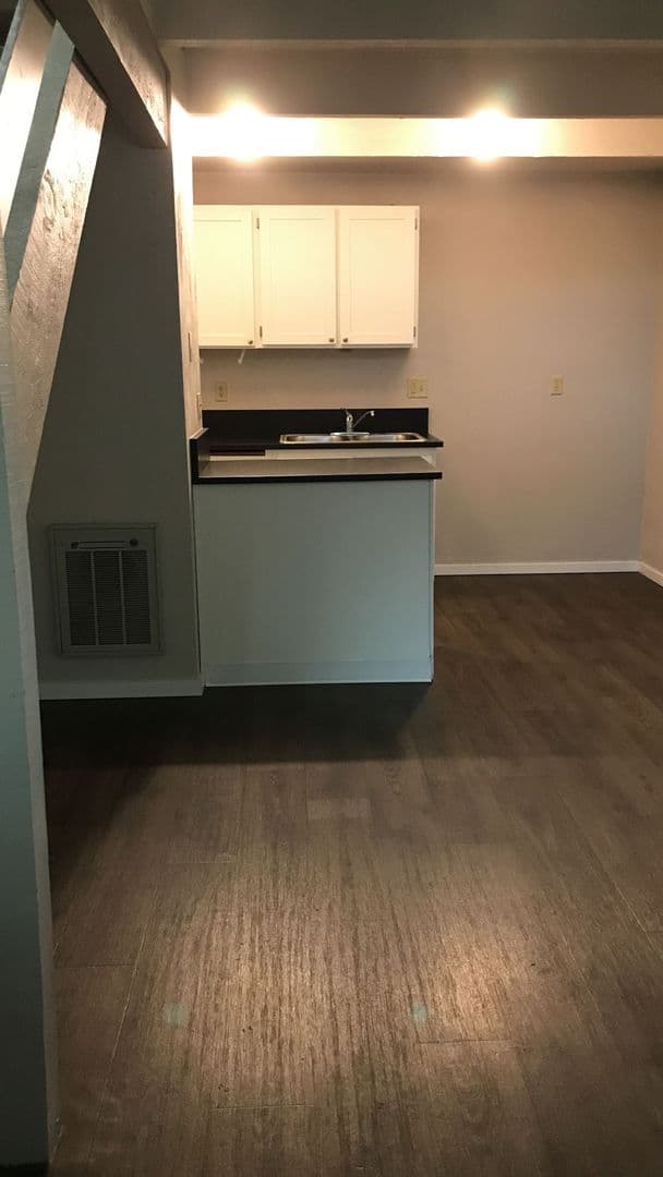 Eugene Apartment: 15th & Olive Apartments