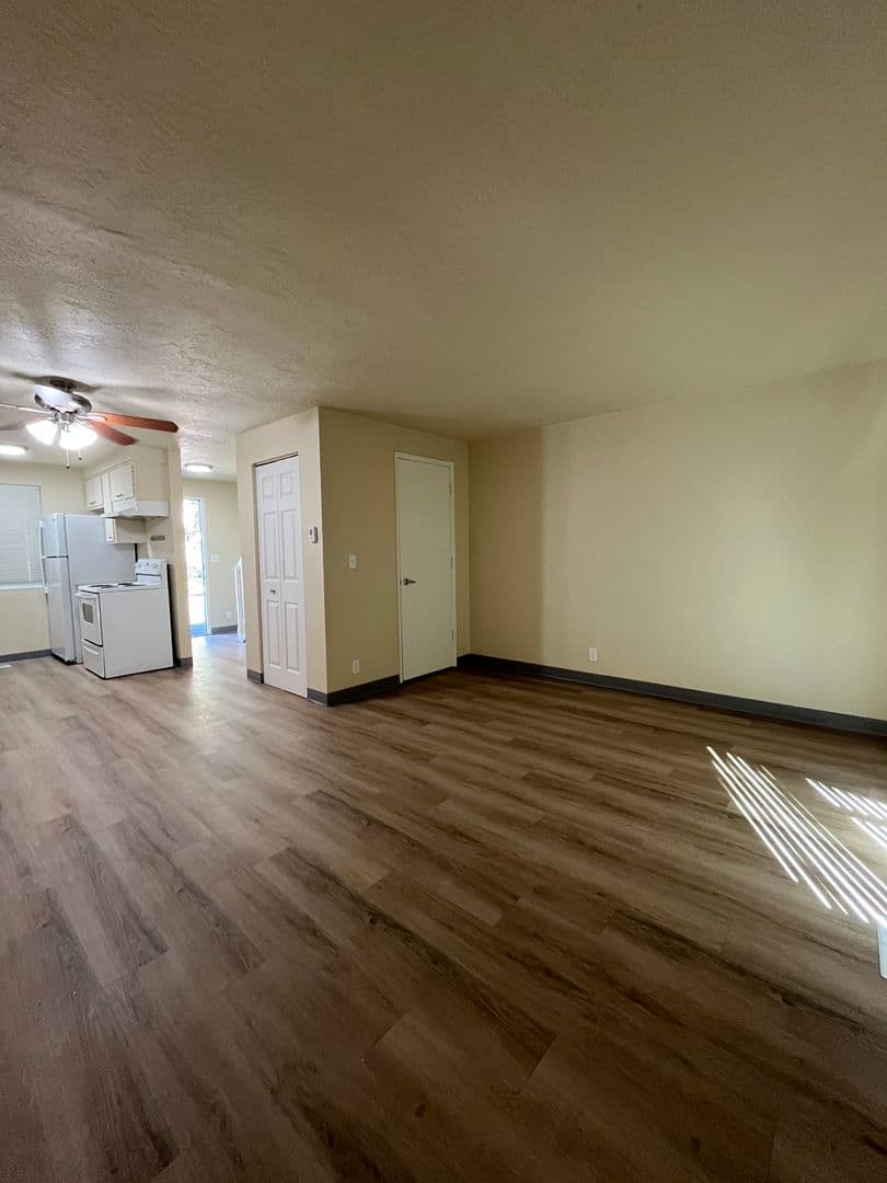 Eugene Apartment: 500 Jefferson St - 10