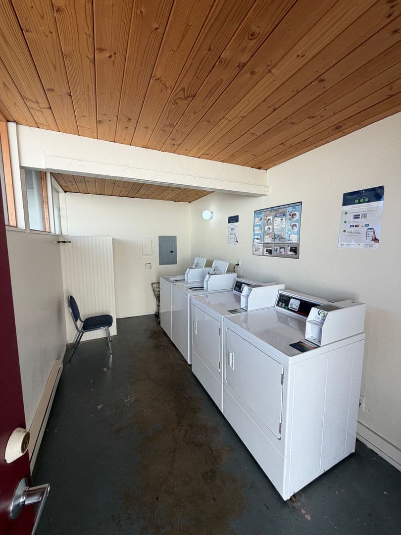 Corvallis Apartment: 2120 NW Janssen St #J3