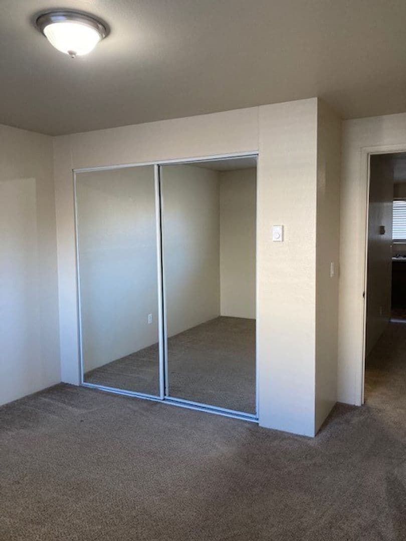 Corvallis Apartment: 1407 NW Kings Blvd.