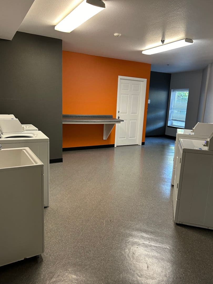Corvallis Apartment: 121 NW 21st Street #10