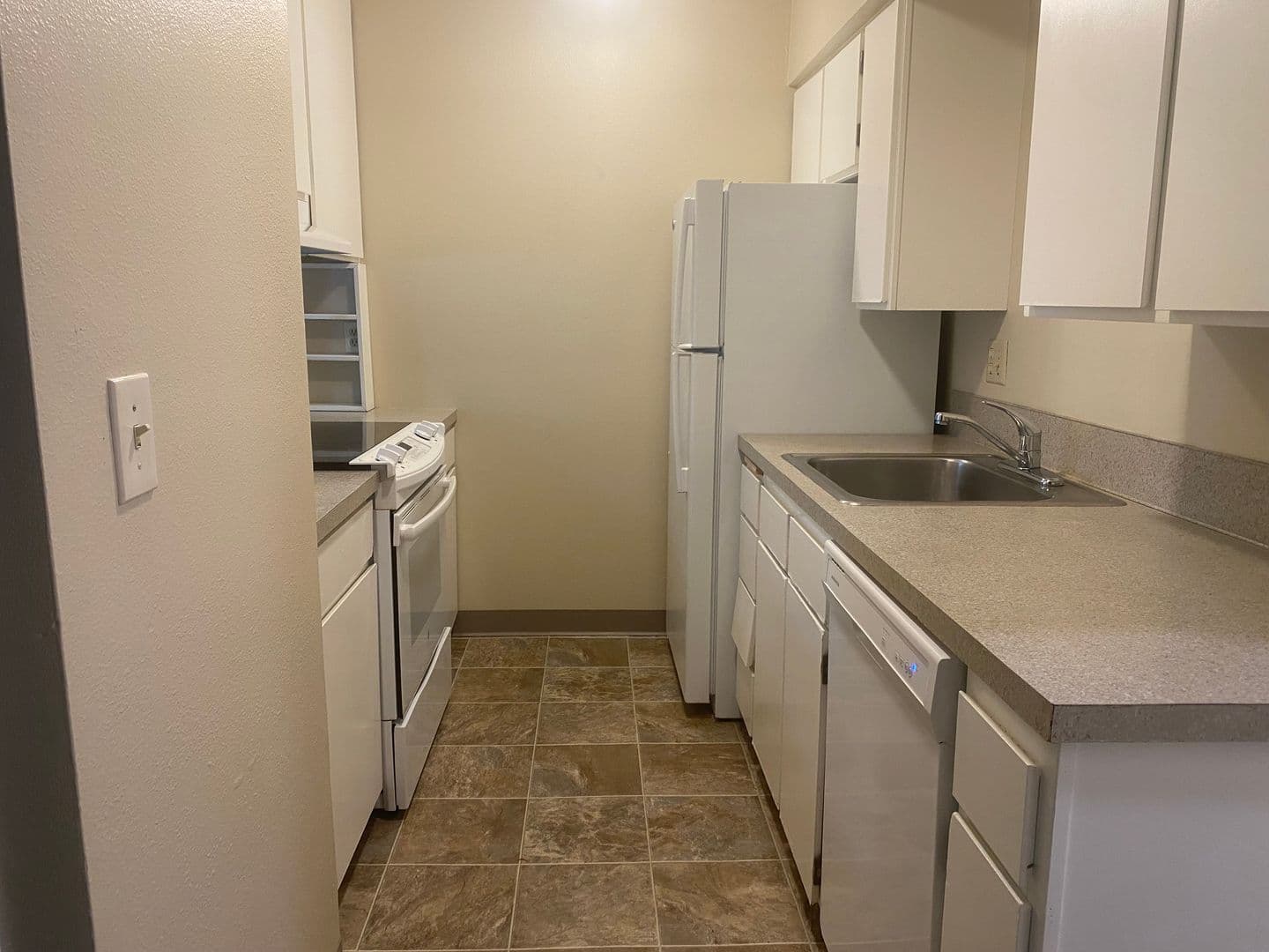 Corvallis Apartment: 457-B SE Lilly Ave