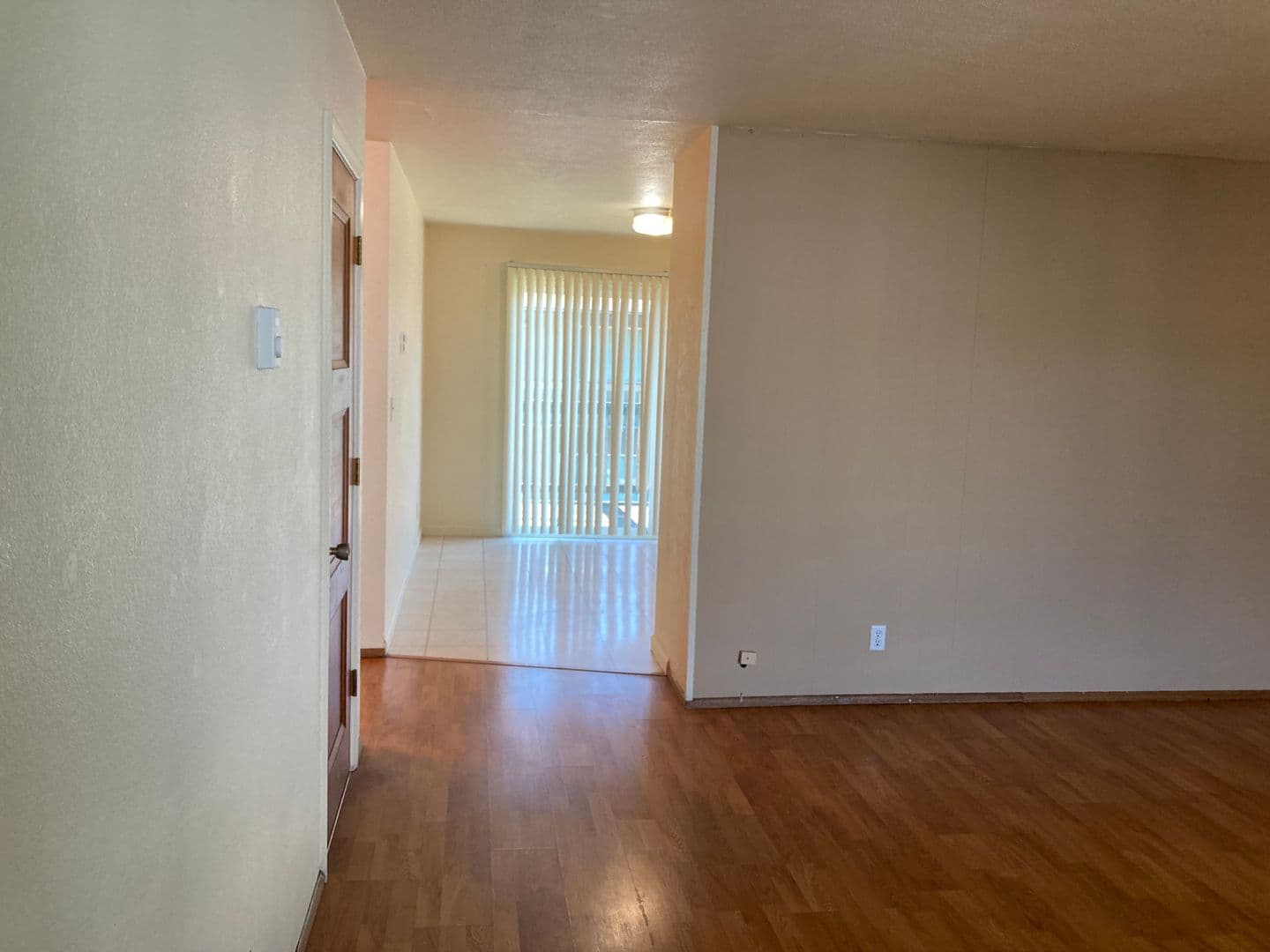 Eugene Apartment: 1661 Ferry St. #07