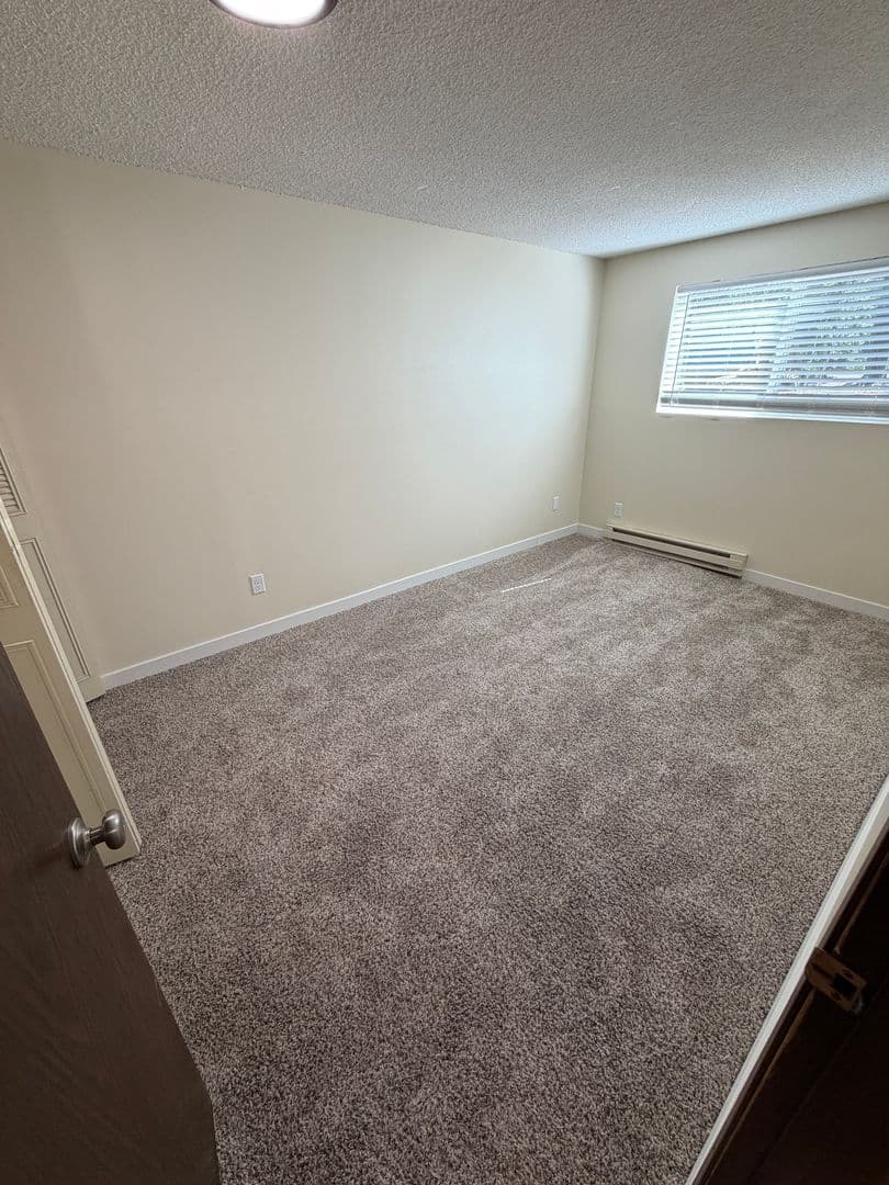 Corvallis Apartment: 2780 NW 29th St - C