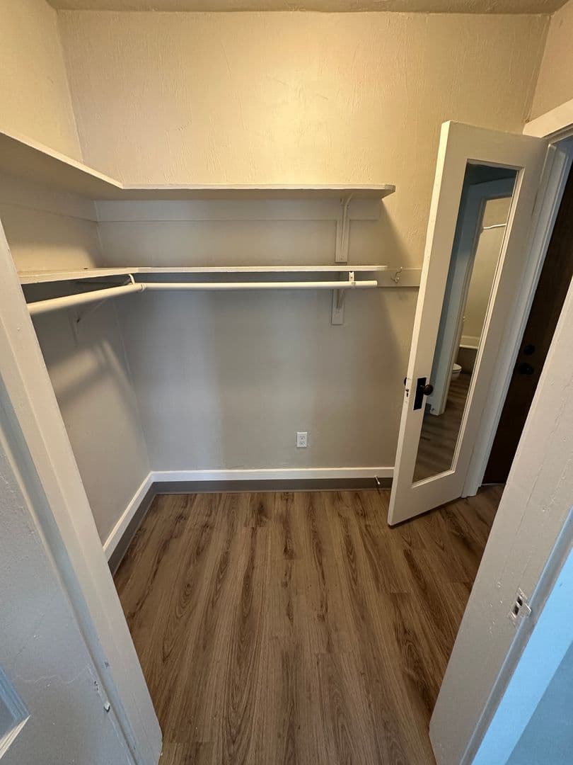 Corvallis Apartment: 525 NW Monroe Ave #114