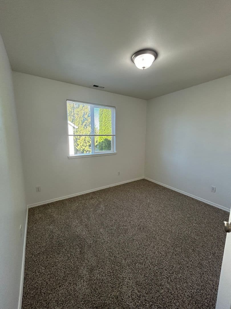 Corvallis House: 1815 SW Easy St