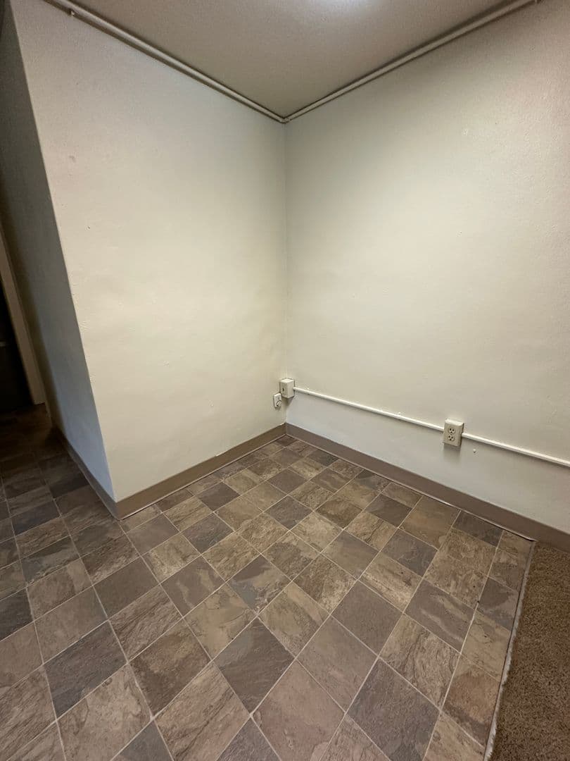 Corvallis Apartment: 1036 NW 25th Street #B