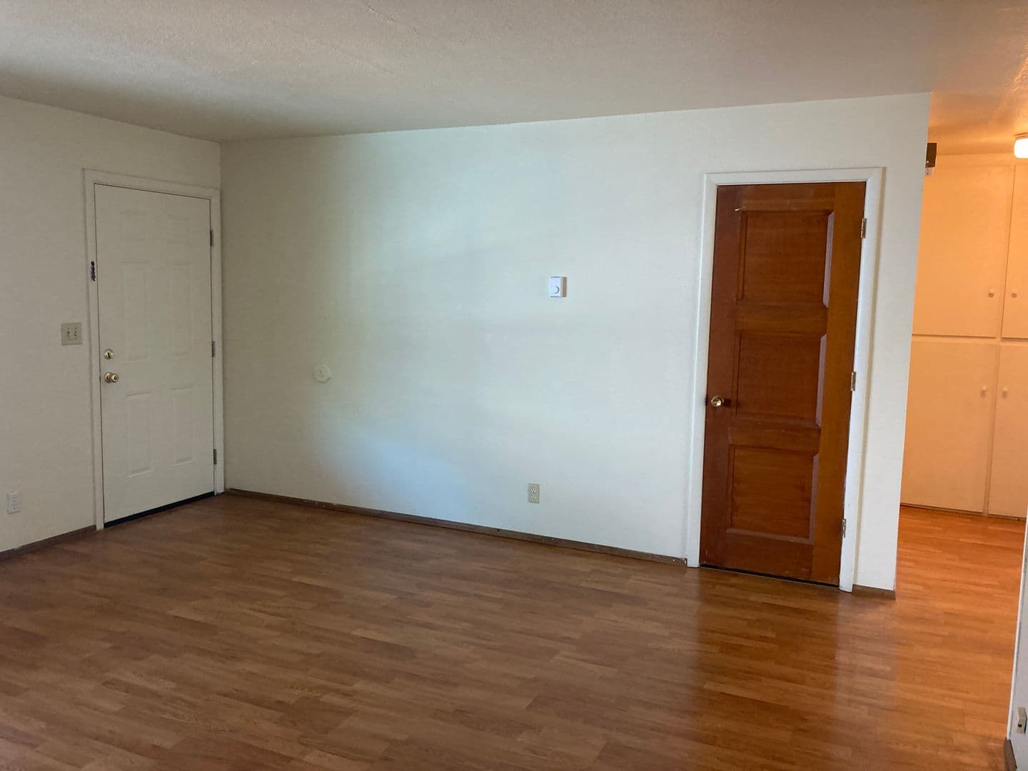 Eugene Apartment: 1661 Ferry St. #07