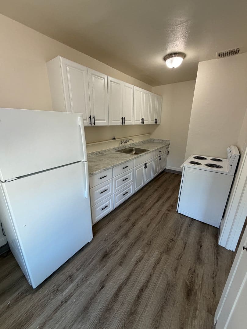Corvallis Apartment: 525 NW Monroe Ave #201