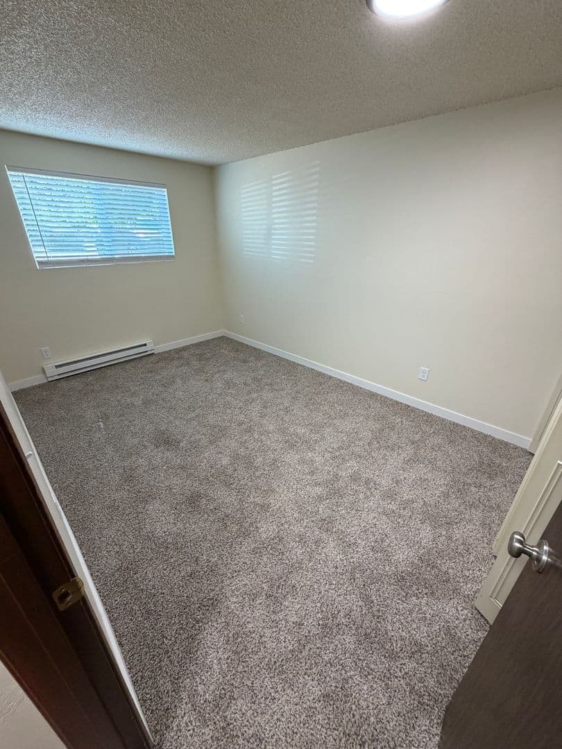 Corvallis Apartment: 2780 NW 29th St - C