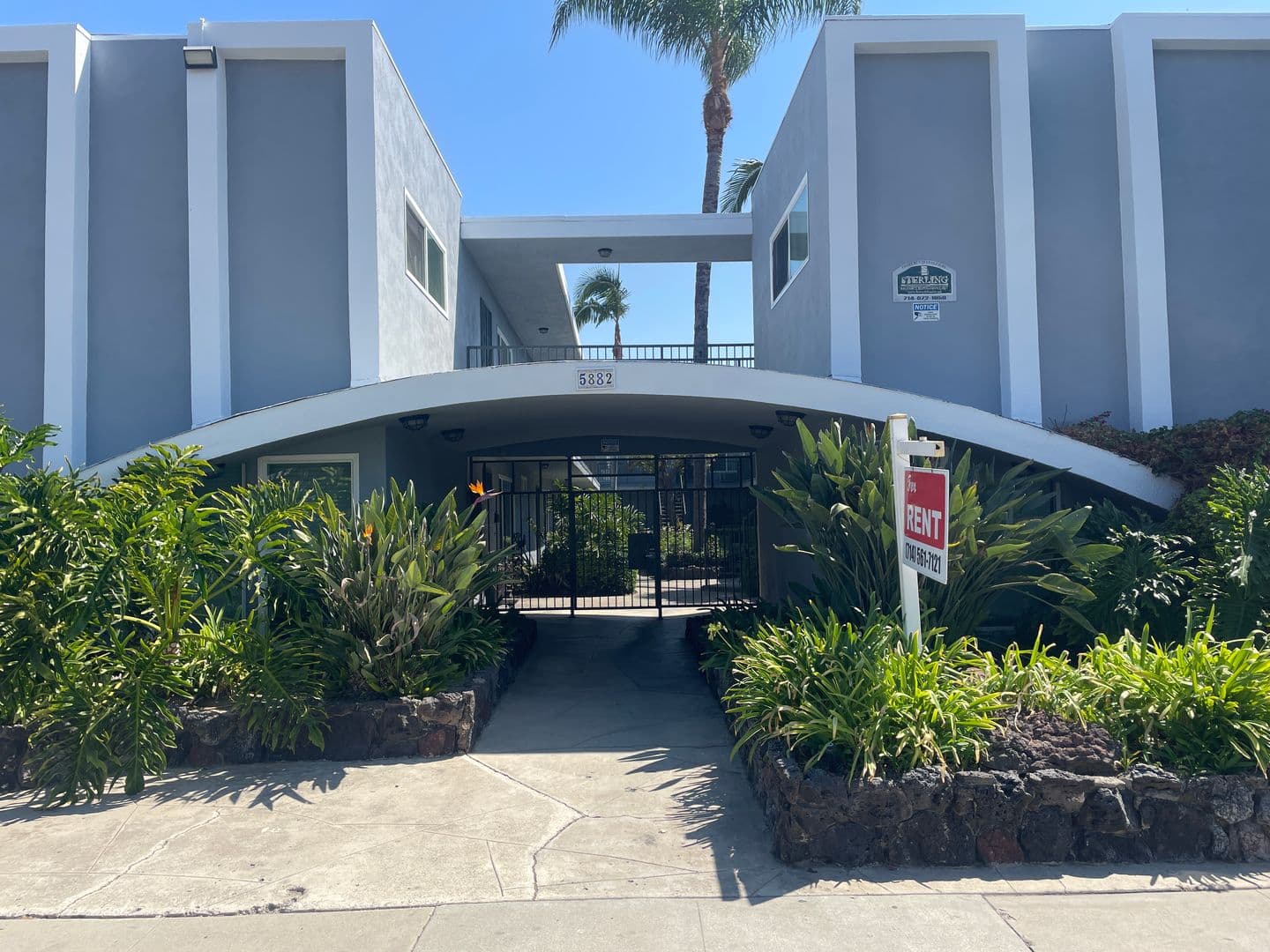 BUENA PARK Apartment: 5882 FULLERTON AVENUE