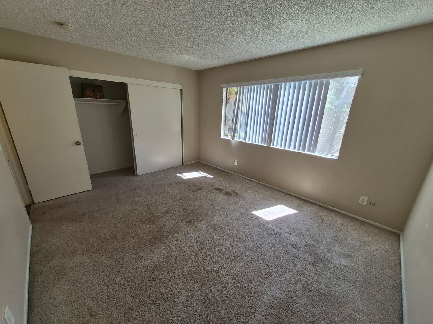 ANAHEIM Apartment: 3700 W. MUNGALL DR.