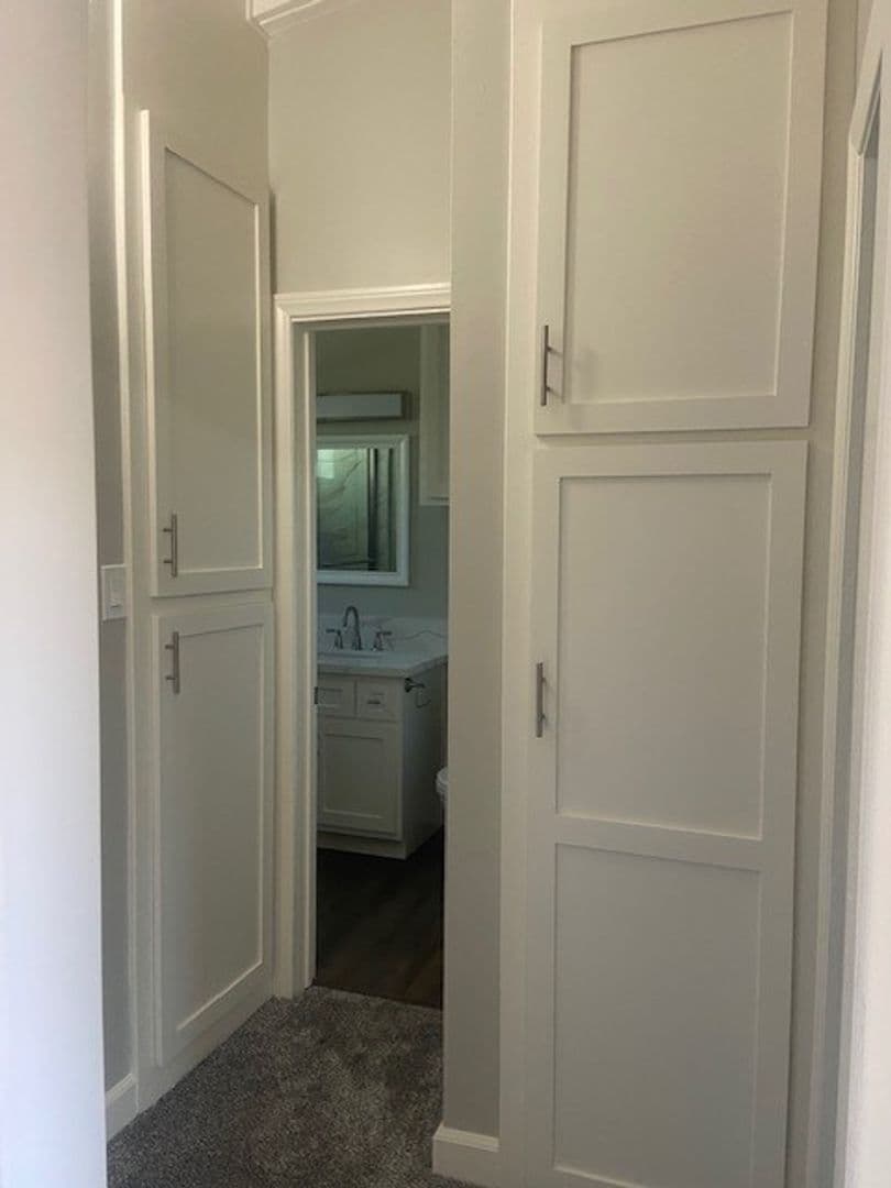 DOWNEY Apartment: 12848 - 12906 LAKEWOOD BLVD