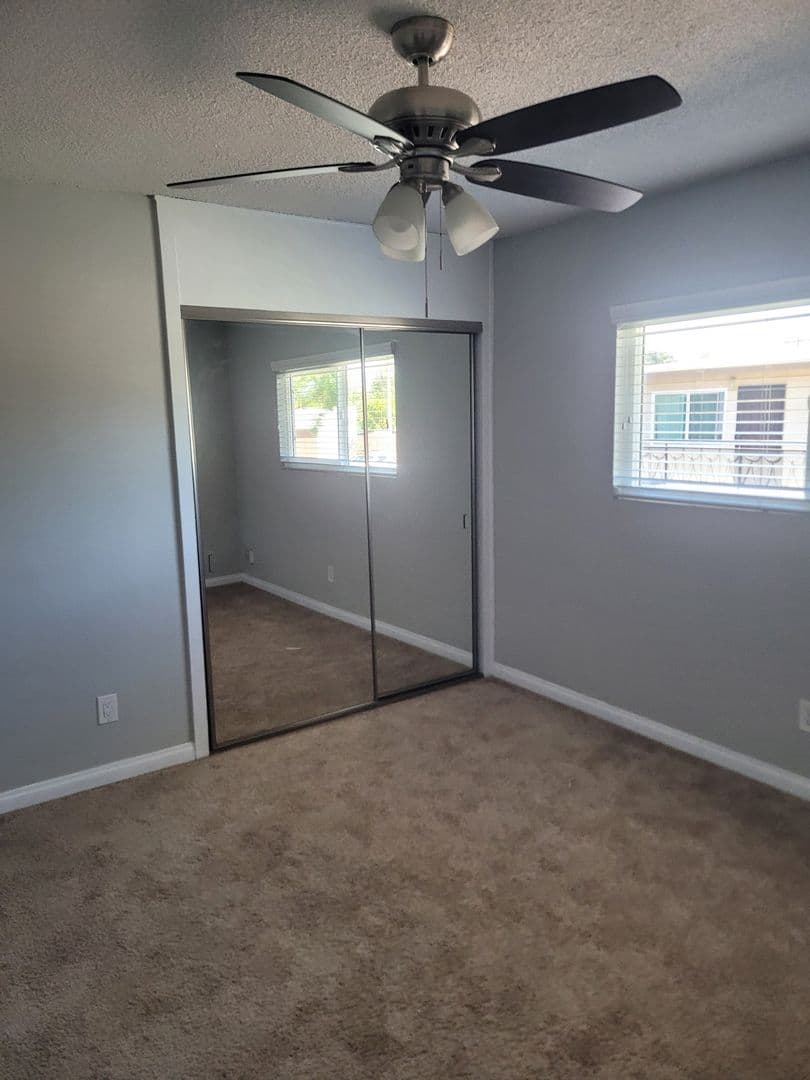 FULLERTON Apartment: 1842 - 1848 W VALENCIA DR