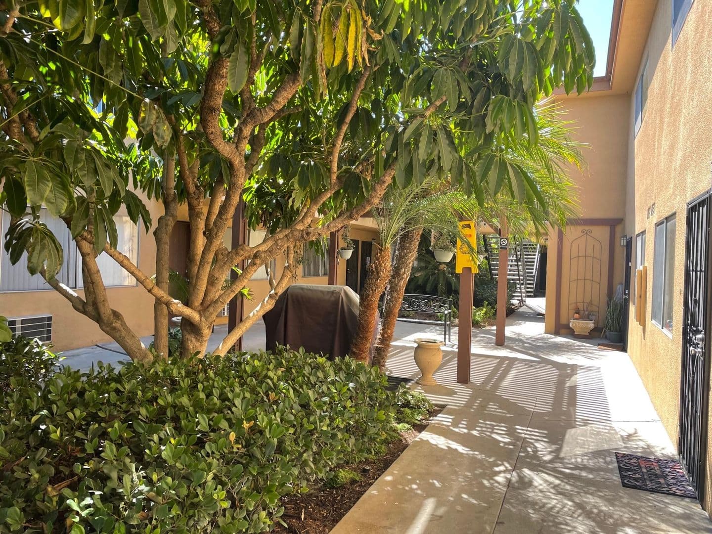 DOWNEY Apartment: 8115 STEWART and GRAY RD.