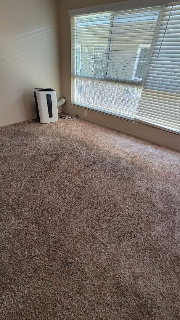 Fullerton Apartment: 124 W.UNION AVE,