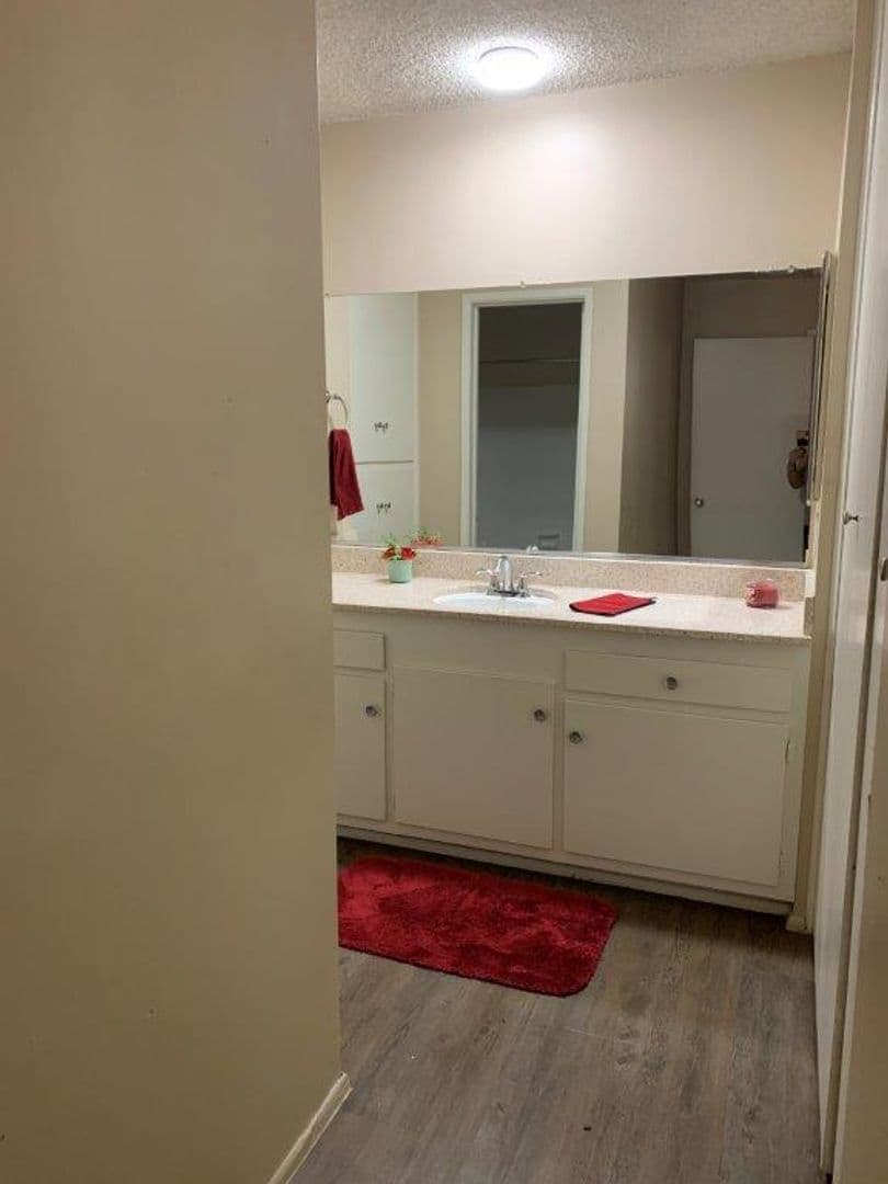 LA HABRA Apartment: 861 NORTH CYPRESS ST.