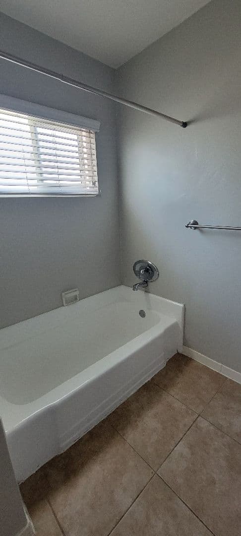 FULLERTON Apartment: 200 W. UNION AVE.