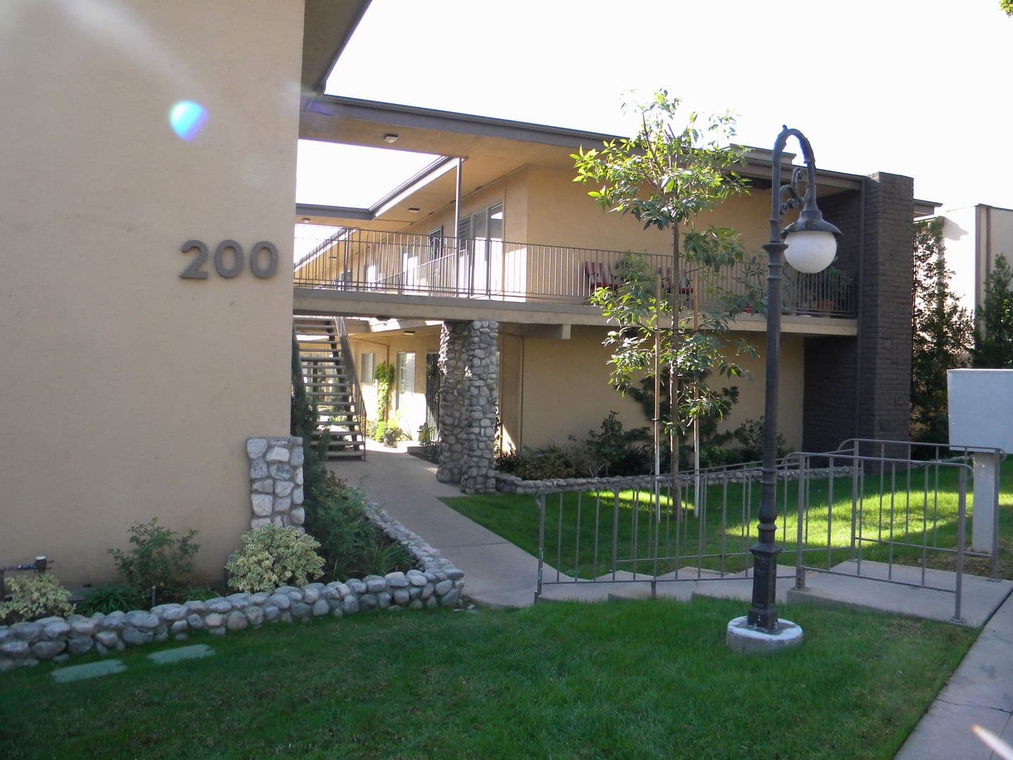 FULLERTON Apartment: 200 W. UNION AVE.