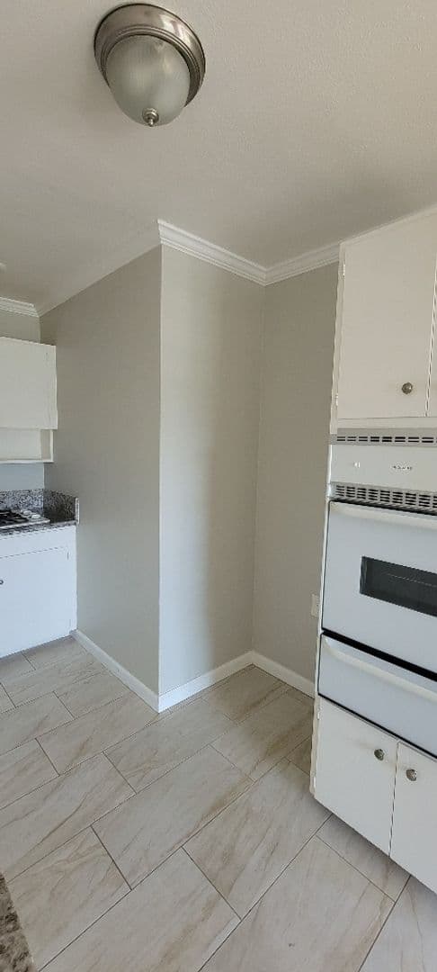 FULLERTON Apartment: 200 W. UNION AVE.