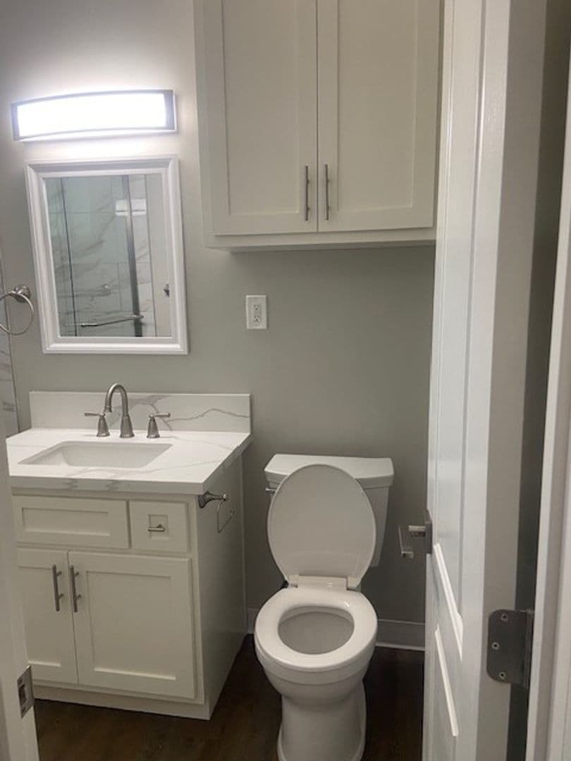DOWNEY Apartment: 12848 - 12906 LAKEWOOD BLVD