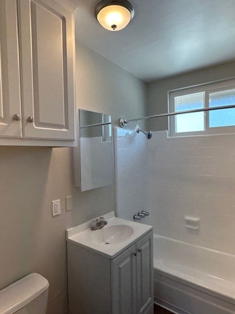 DOWNEY Apartment: 11833 OLD RIVER SCHOOL RD