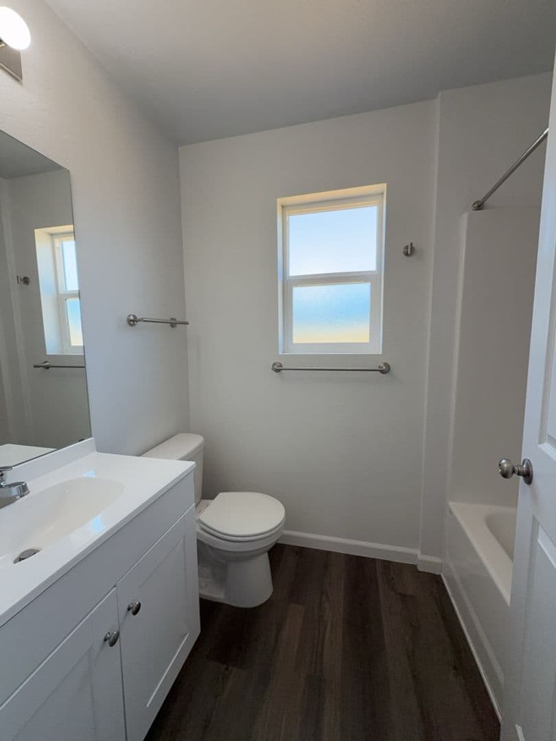 Medford Multiplex: 634 Colinwood Court