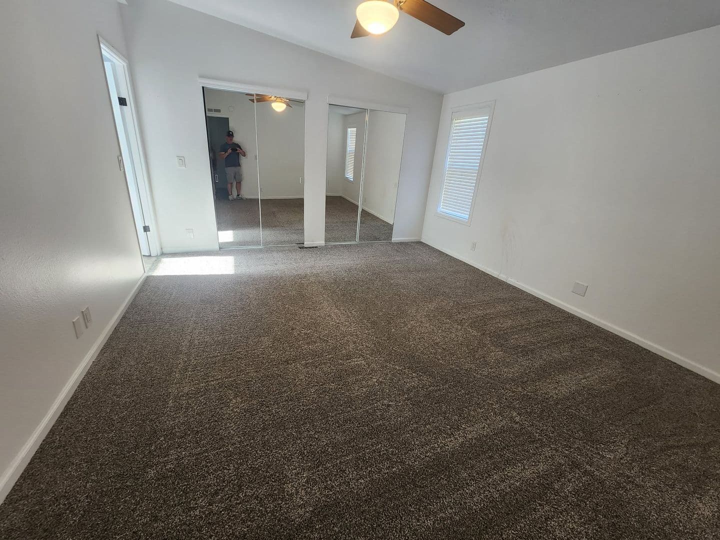 Central Point House: 12297 Blackwell Rd