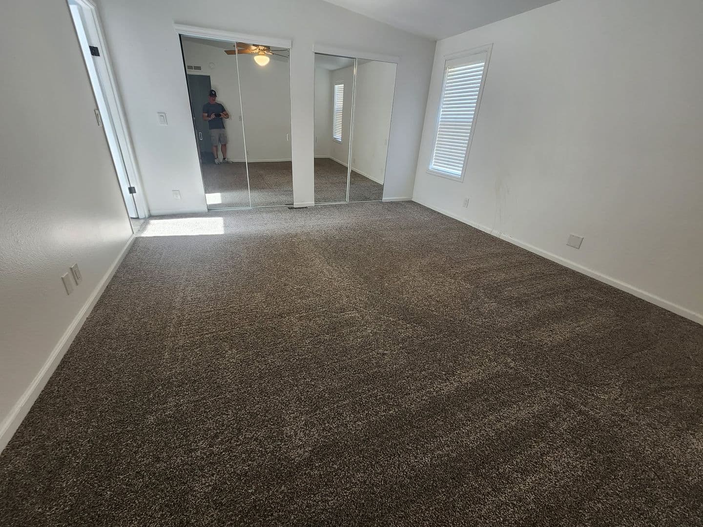 Central Point House: 12297 Blackwell Rd