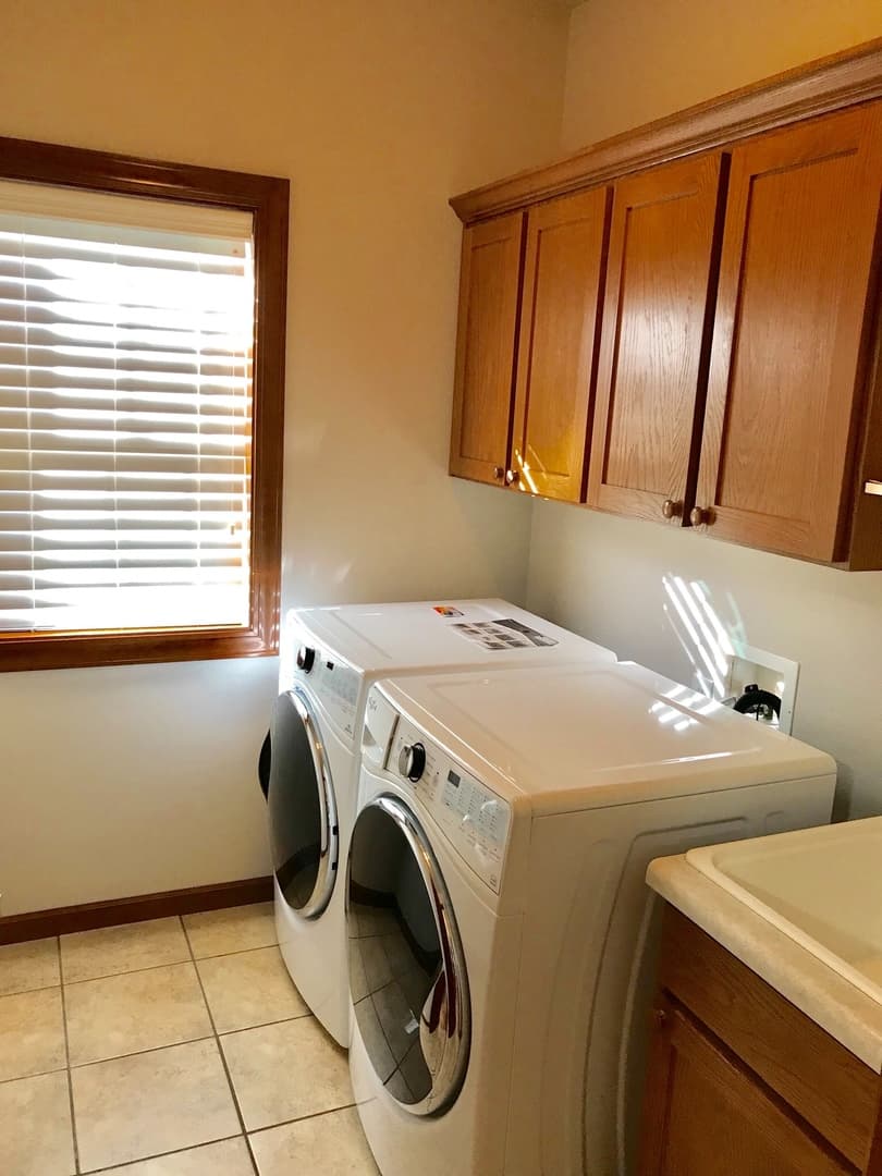 Medford House: 3907 Fieldbrook Ave